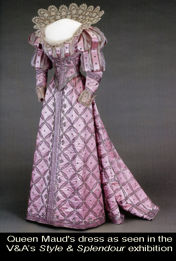 Queen Maud's dress as seen in the Style & Splendour exhibition